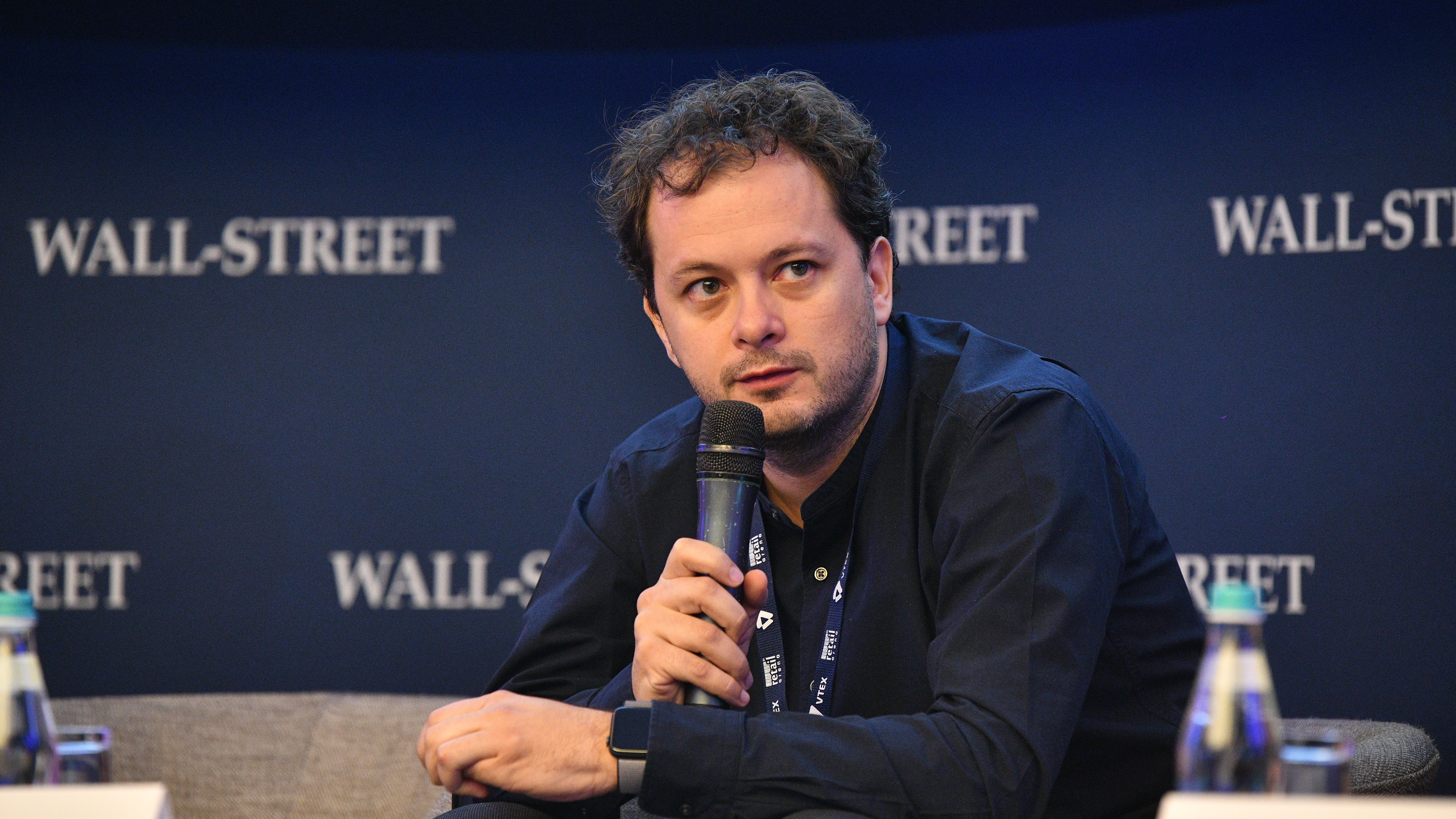 Fashion Days va pune taxa pentru livrarile care au plata ramburs, iar livrarea in easybox va fi gratuita doar daca se plateste cu cardul