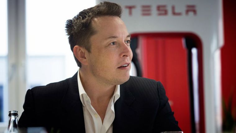 Lectie de relatii cu clientii de la insusi Elon Musk