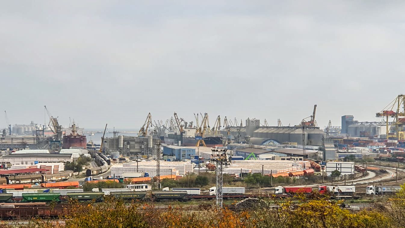 România, clasare modestă în topul transportului maritim de mărfuri în Europa, în pofida poziționării și porturilor pe care le are