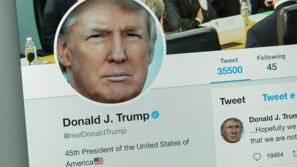 Capitol | Donald Trump este suspendat pe Twitter și pe Facebook