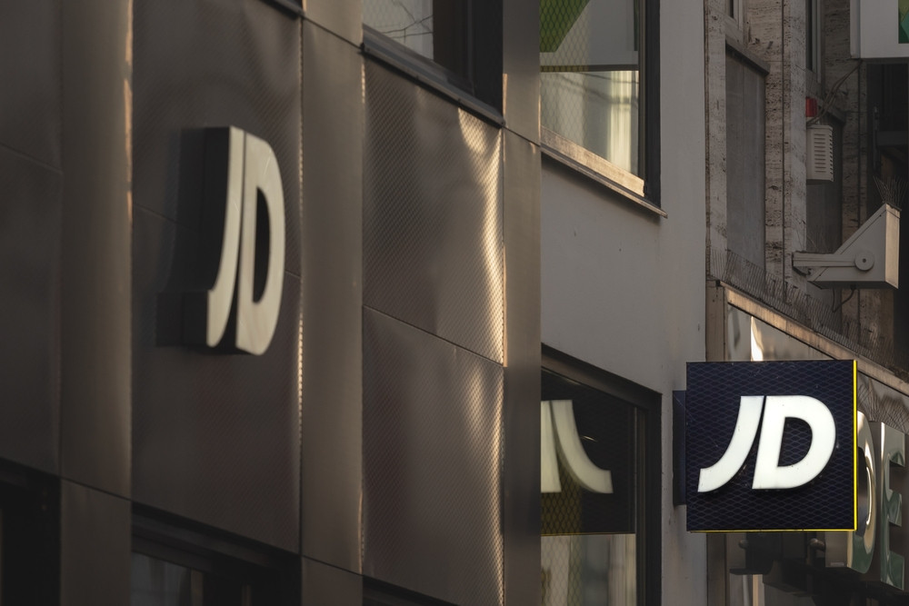 Sârbii de la Sport Vision preiau afacerea din România a JD Sports. Tranzacția, analizată de Consiliul Concurenței