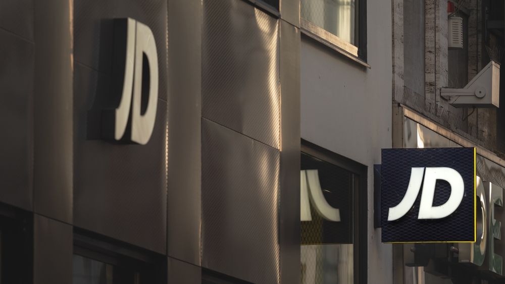 Sârbii de la Sport Vision preiau afacerea din România a JD Sports. Tranzacția, analizată de Consiliul Concurenței