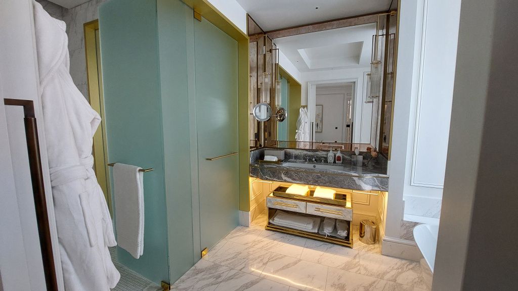 În București ca la Monaco. Cum arată cel mai nou hotel de lux din Capitală, care aduce în premi - Imagine 51