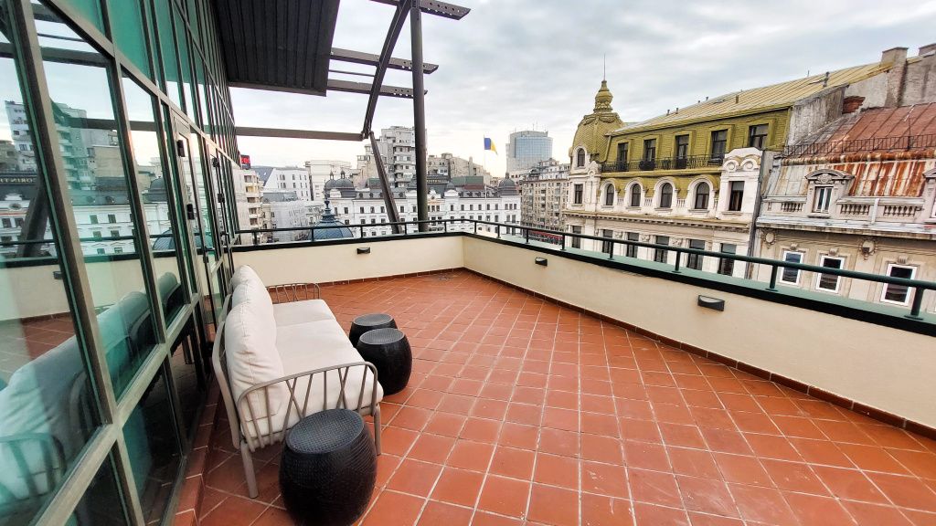 GALERIE FOTO | Cum arată apartamentele milionarei Anja Graf din centrul Capitalei - Imagine 41