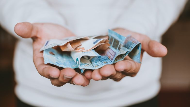 Bulgaria îşi recheamă consulul de la Haga, întrucât acesta pretindea o ''taxă de coronavirus''