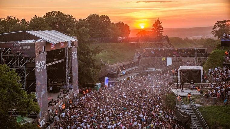 Exit, festivalul de muzica din Serbia care s-a transformat dintr-o miscare de protest a tinerilor intr-o afacere de succes