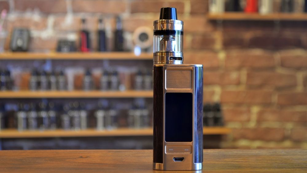 Experții internaționali promovează integrarea țigărilor electronice în politicile antifumat