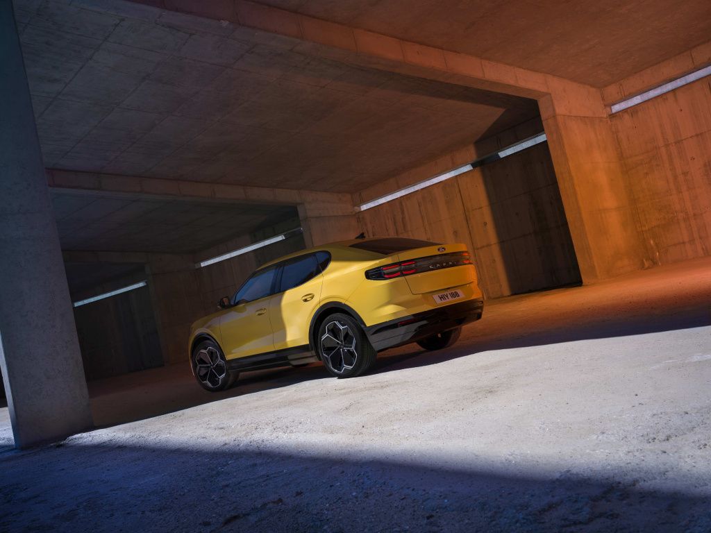 GALERIE FOTO | Ford a prezentat noul Capri, un crossover coupe electric - Imagine 6