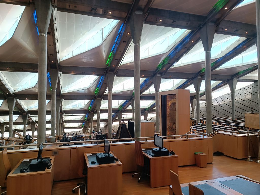 FOTOREPORTAJ din Alexandria, Egipt: O călătorie printre ruinele Farului pierdut și a bibliotecii - Imagine 32