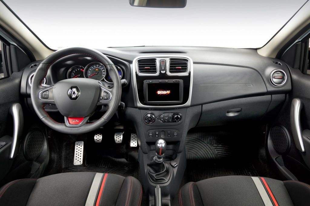 Sandero RS 2.0 - Imagine 14
