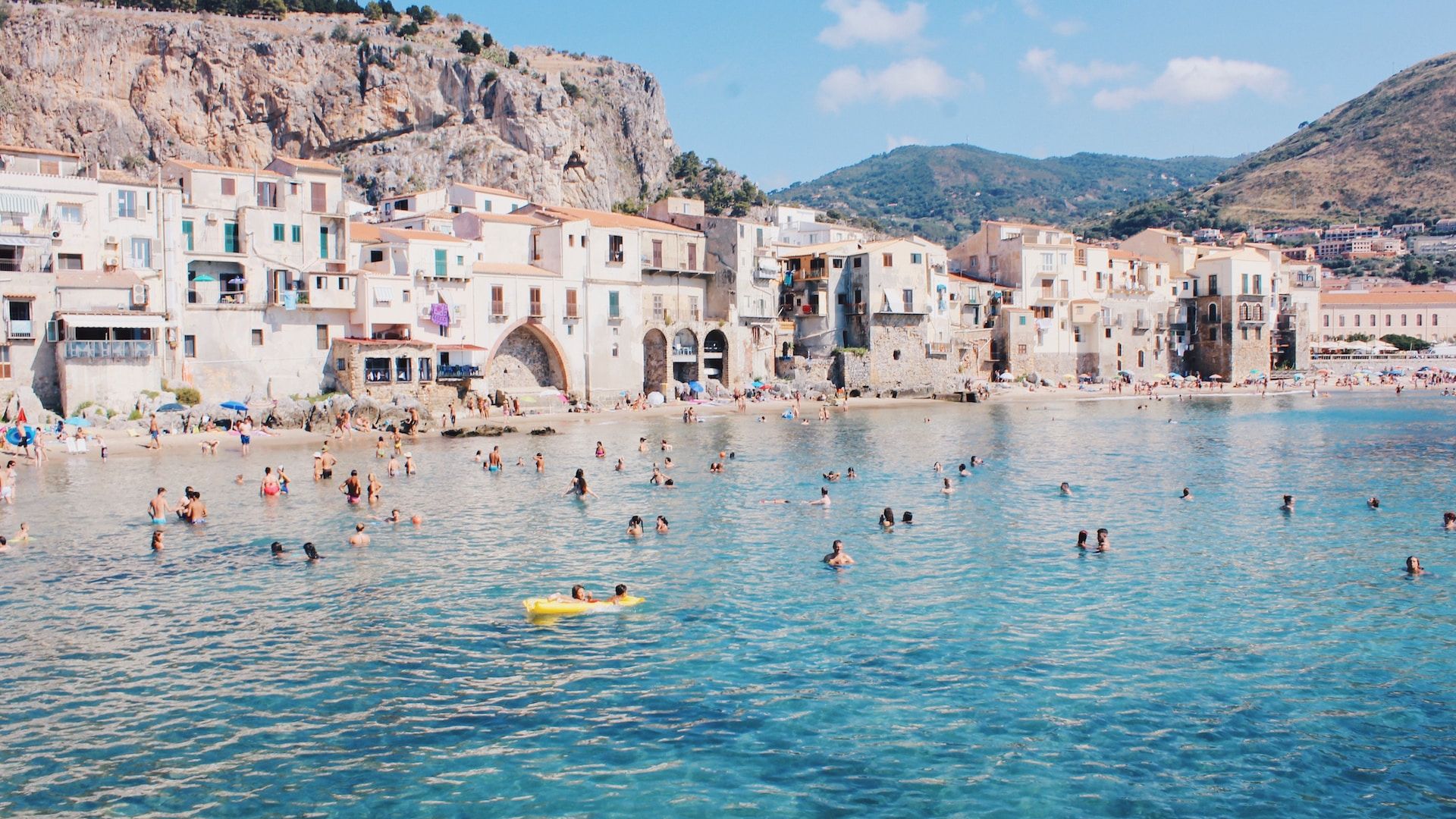 Top 8 cele mai bune insule din Italia. Toate sunt la fel de frumoase ca în poze