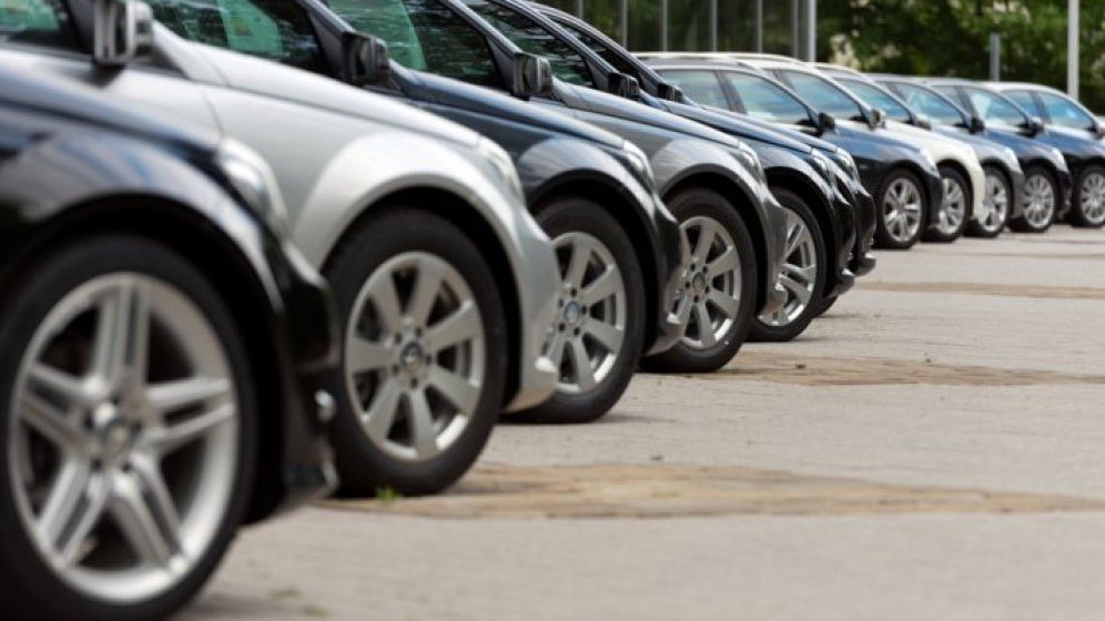 Înmatriculările de autoturisme în UE au scăzut cu 24% în ianuarie 2021