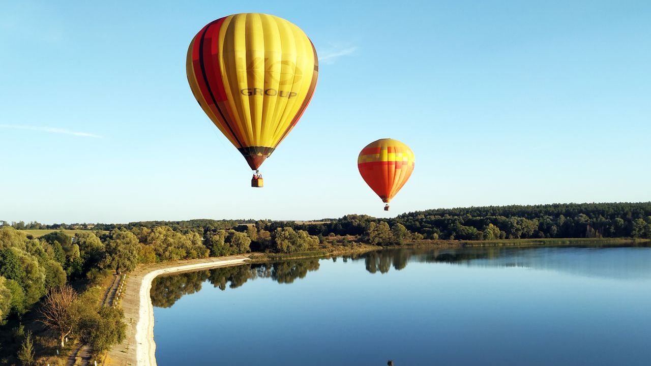 Ca în Cappadocia, dar mai aproape de casă: 3 festivaluri cu baloane cu aer cald în România