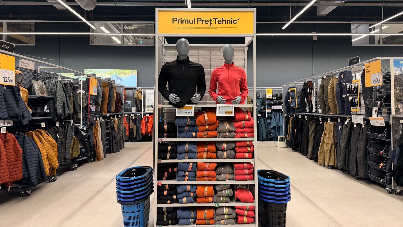 Ce produse sportive poți cumpăra cu mai puțin de 100 de lei? Decathlon arată cât costă încălțămintea și echipamentele de schi