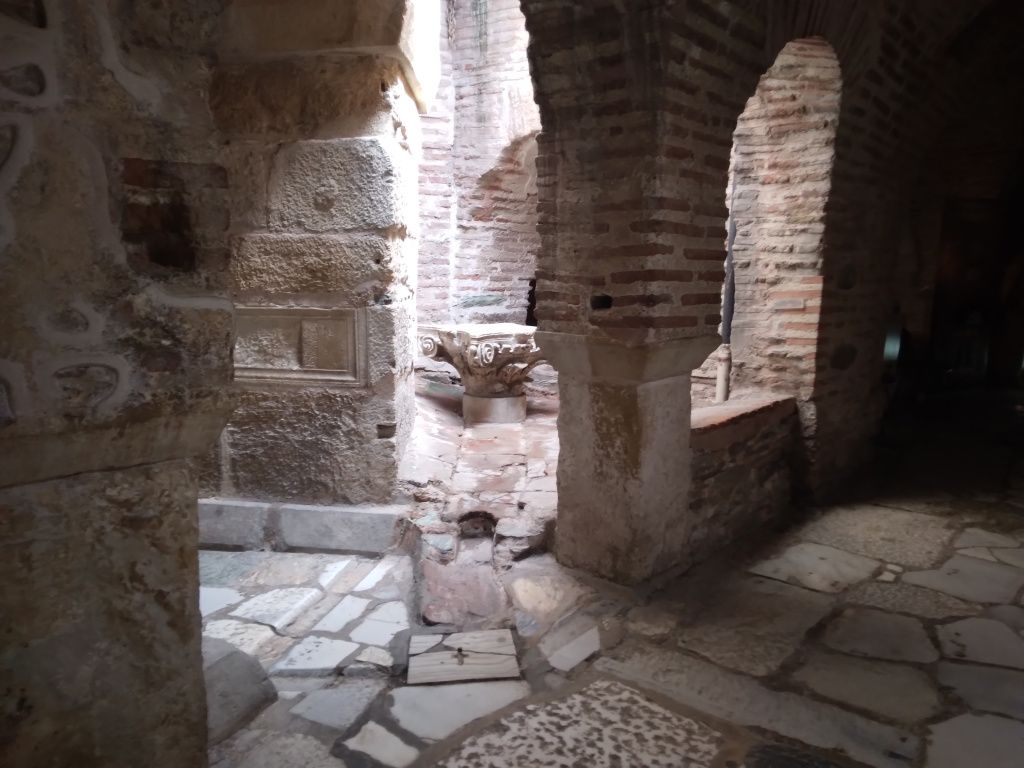 Galerie Foto Salonic - Imagine 4