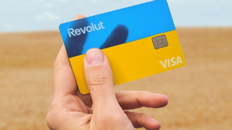 Revolut s-a lansat oficial în Ucraina. Cum arată cardul lansat special