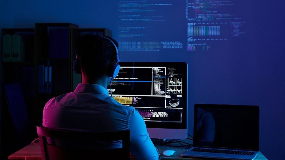 Top 7 abilități IT căutate în 2025. Ce trebuie să faci ca să rămâi relevant pe piața muncii