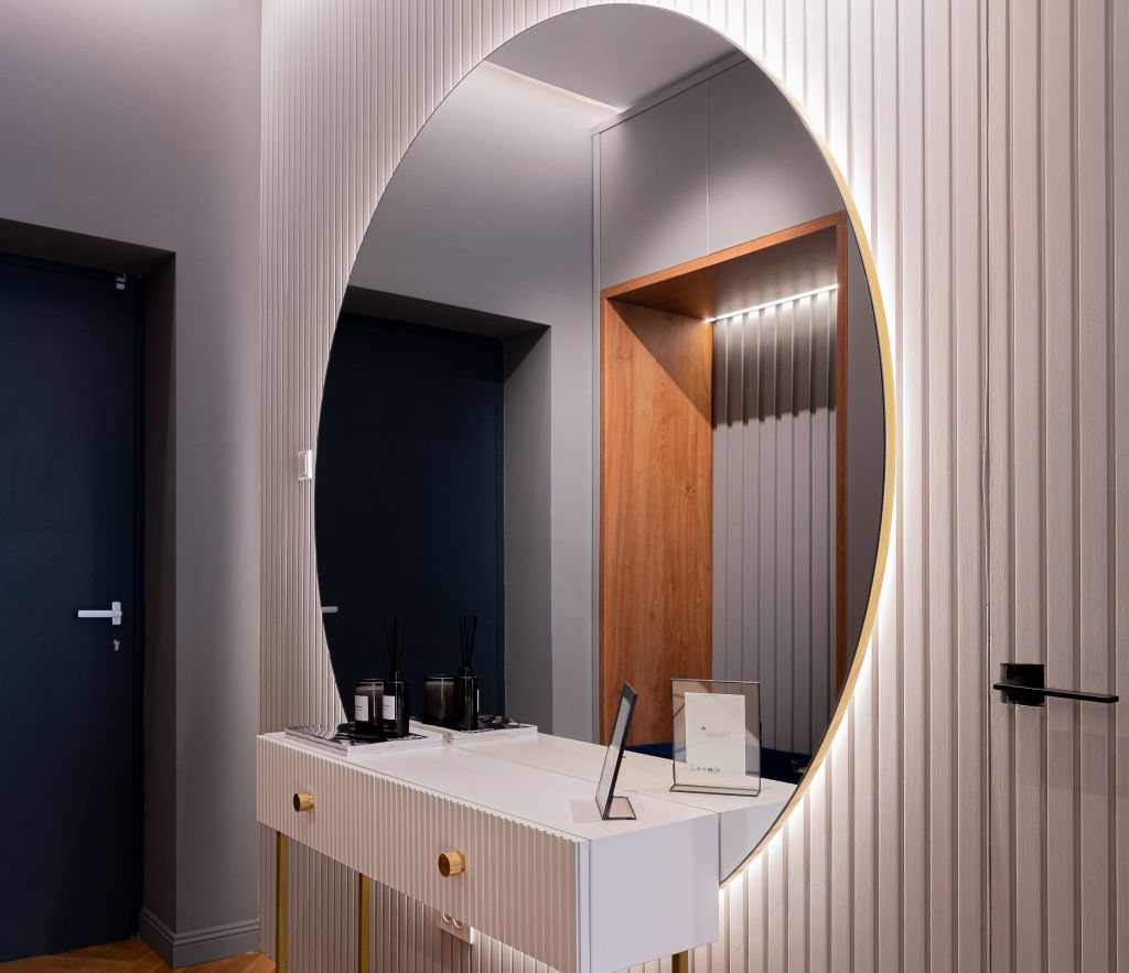 GALERIE FOTO | Bogații României dau pe o amenajare cât alții pe 3 apartamente de 2 camere în Bu - Imagine 17