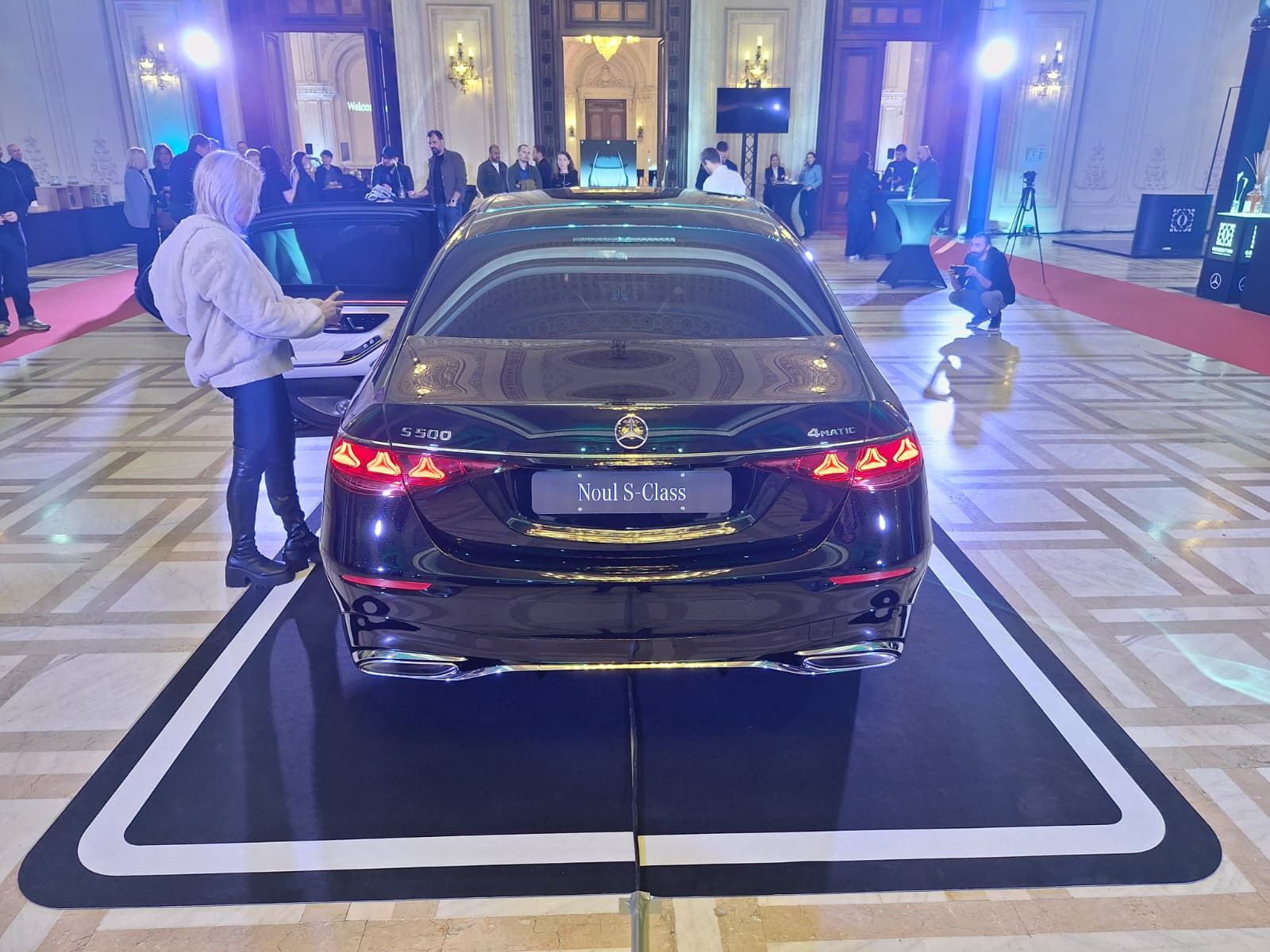 FOTO | Mercedes-Benz aduce în România versiunea facelift a Clasei S. Care sunt noutățile - Poza 8