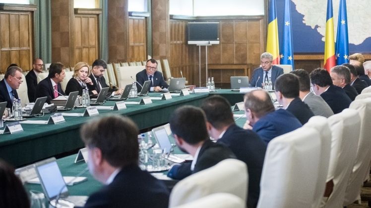 Guvernul a aprobat a doua rectificare bugetara. Ce ministere au primit bani in plus