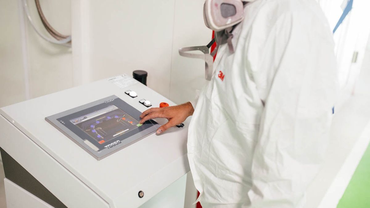 Premiera in Europa de Est: la Iasi a fost inaugurata o linie robotizata de tinichigerie-vopsitorie-caroserie