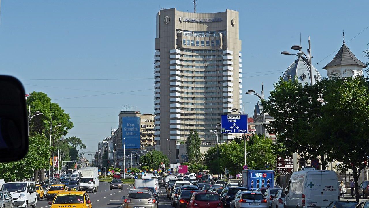 Platforma de mediu pentru București, lansată de Fundația Comunitară București și ING Bank: ”Bucureștiul se autodistruge prin intoxicare”