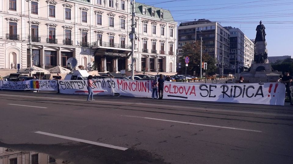 Reprezentantii unei asociatii civice din Iasi care militeaza pentru autostrada au infiintat Partidul 'Impreuna pentru Moldova'