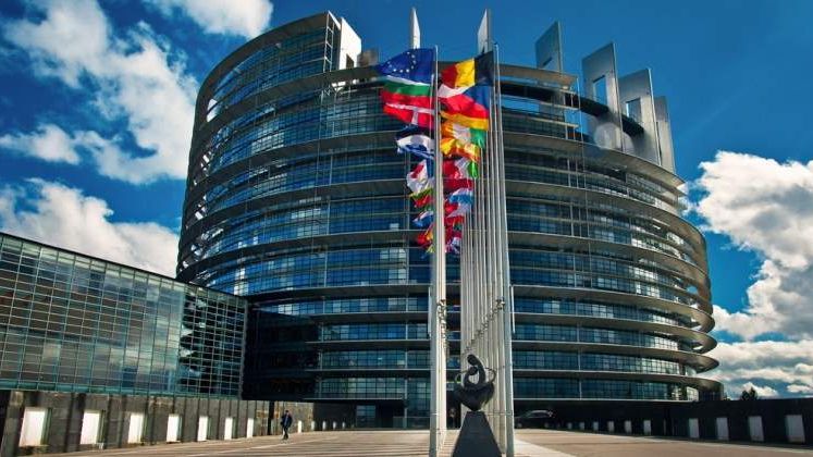 Raspunsul Comisiei Europene: Suntem foarte bine informati despre situatia din Romania