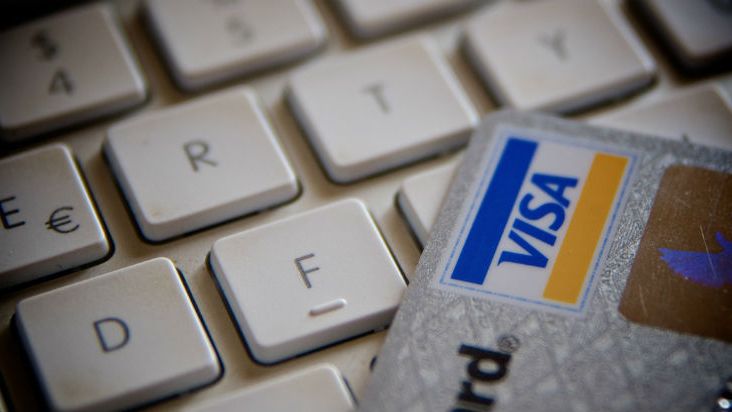 Studiu: Desi pe loc codas, comertul online din .ro, cea mai mare crestere din Europa