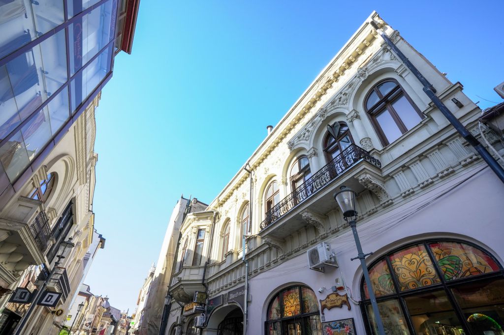 Hanul cu Tei, unul dintre cele mai cunoscute imobile din Capitală, scos la vânzare pentru 1,6 mili - Imagine 15