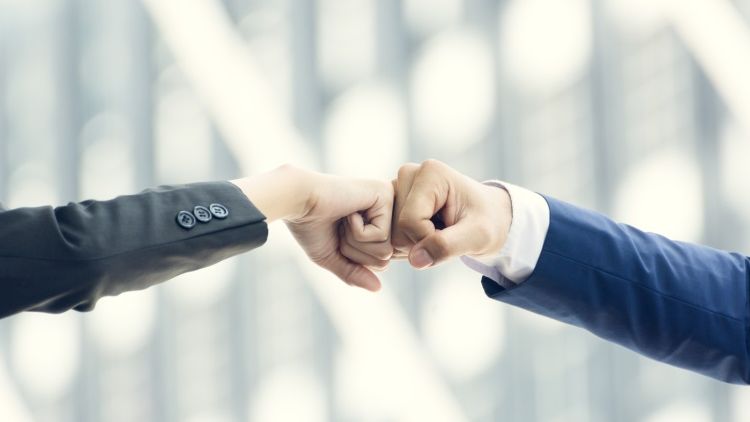 Tranzactiile care au schimbat reperele mediului de afaceri romanesc in 2017