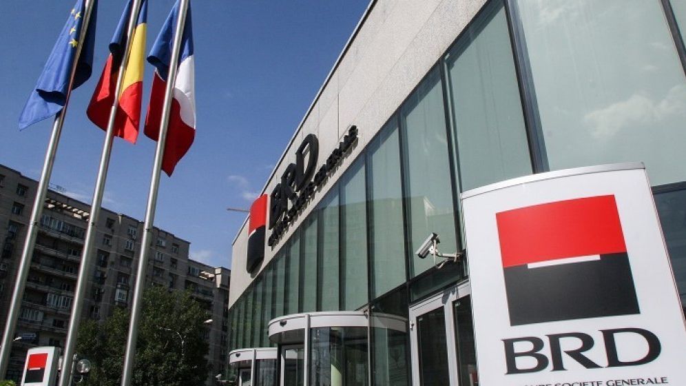 1998 - prima banca romaneasca privatizata: BRD