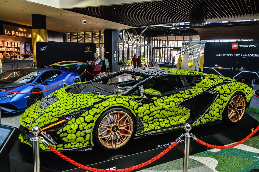 GALERIE FOTO | Replică de Lamborghini făcută din 400.000 de piese Lego - Imagine 11