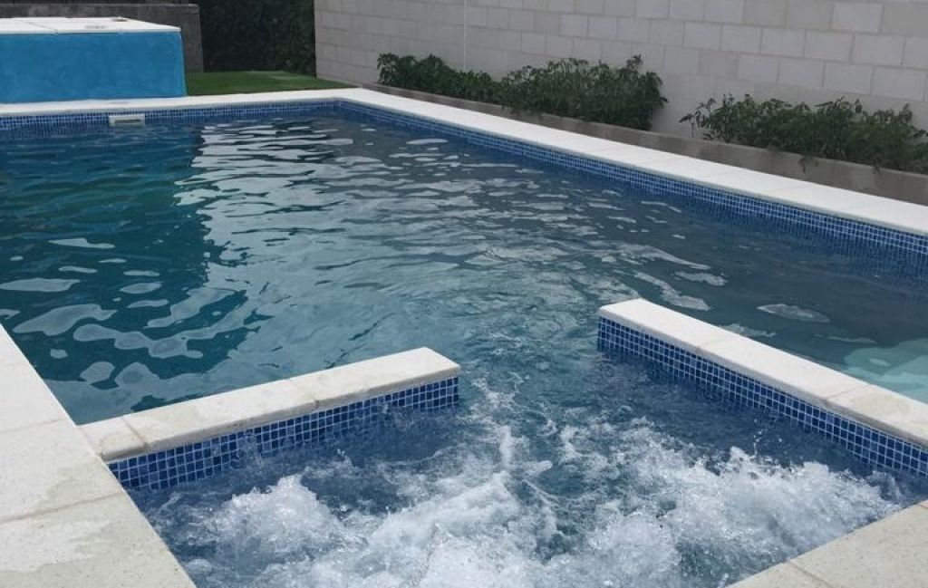 FOTO | Cât mai costă să construiești o piscină în România? Care este prețul la zi - Imagine 8