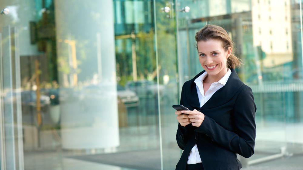 Telefoanele de serviciu: ce trebuie să luați în calcul înainte de a alege o ofertă