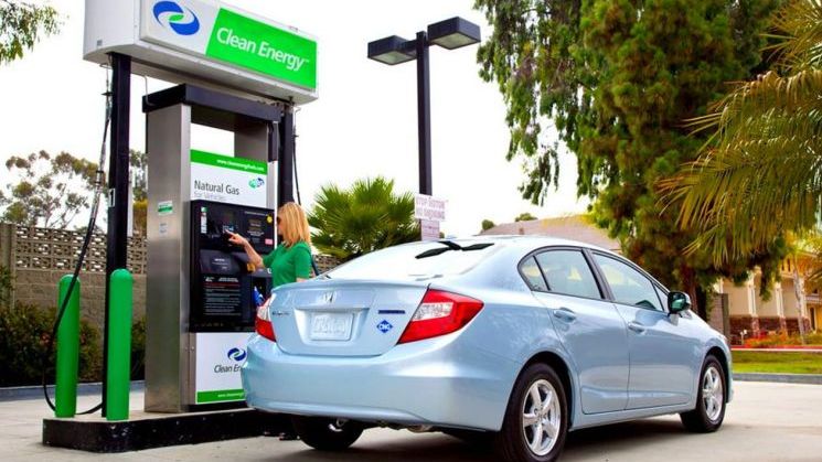 GPL sau GNC? Autoturismele vor putea fi modificate si pentru Gaz Natural Comprimat!