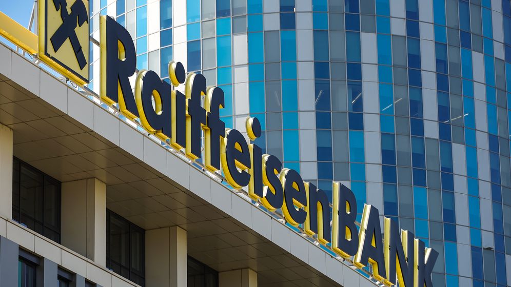 Raiffeisen Bank, sprijinită de BERD să finanțeze firmele românești