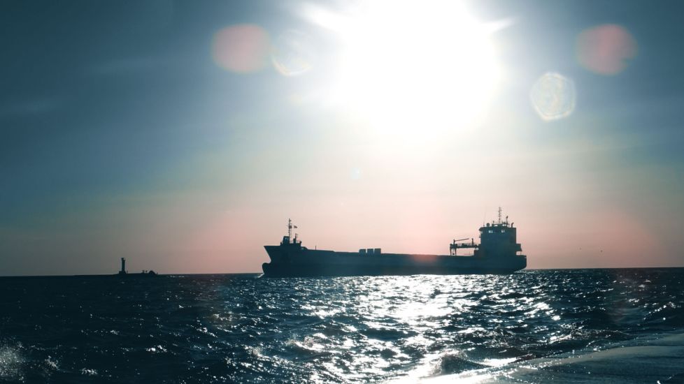 Guvernul britanic a dezvăluit că Rusia a lansat rachete asupra unei nave civile, în august, în Marea Neagră