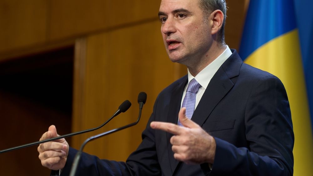 Parlamentul prelungește termenul pentru TVA redus la locuințe. Nazare: Românii nu trebuie să plătească pentru blocajul ANCPI
