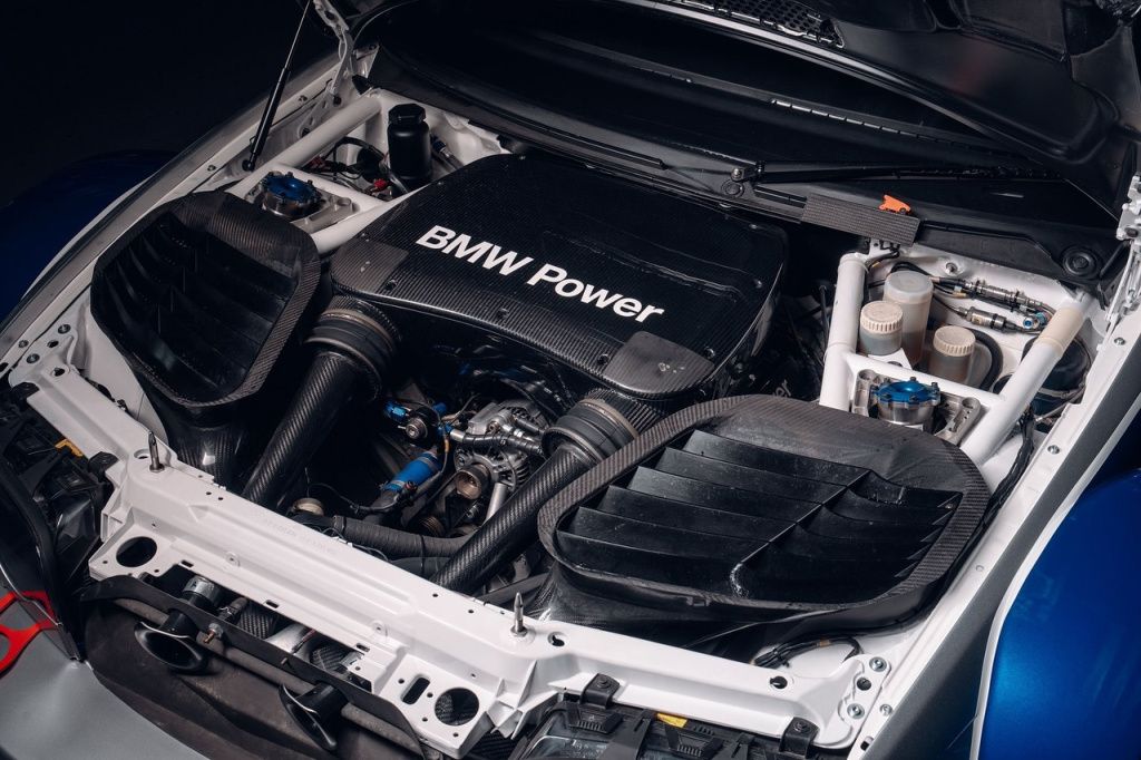 GALERIE FOTO | BMW aduce în realitate o mașină faimoasă din seria Need For Speed - Imagine 13