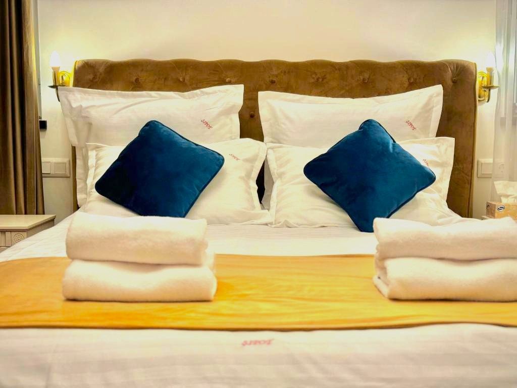 FOTO | Vila Șipot, casa în care s-a "žnăscut" Castelul Peleș, reintră în circuitul turistic - Imagine 5