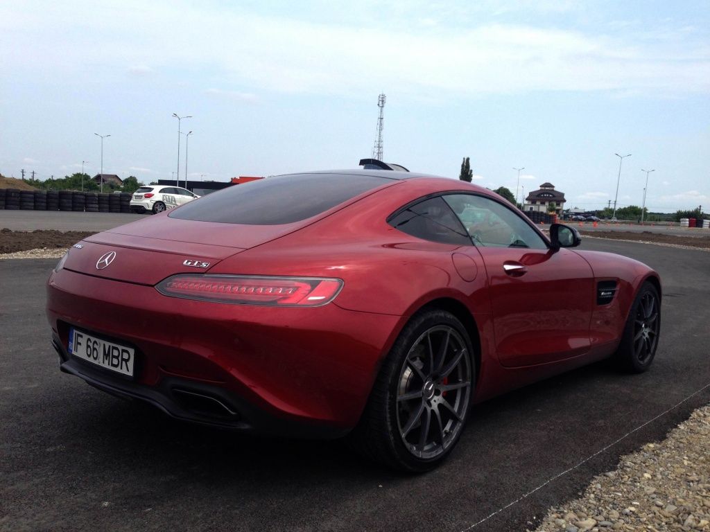 Mercedes-AMG - Imagine 25