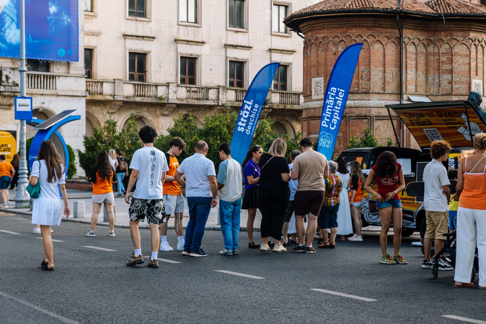 Calea Victoriei devine pietonală în weekend: dans, activități pentru familii și o campanie pentru sănătatea ficatului
