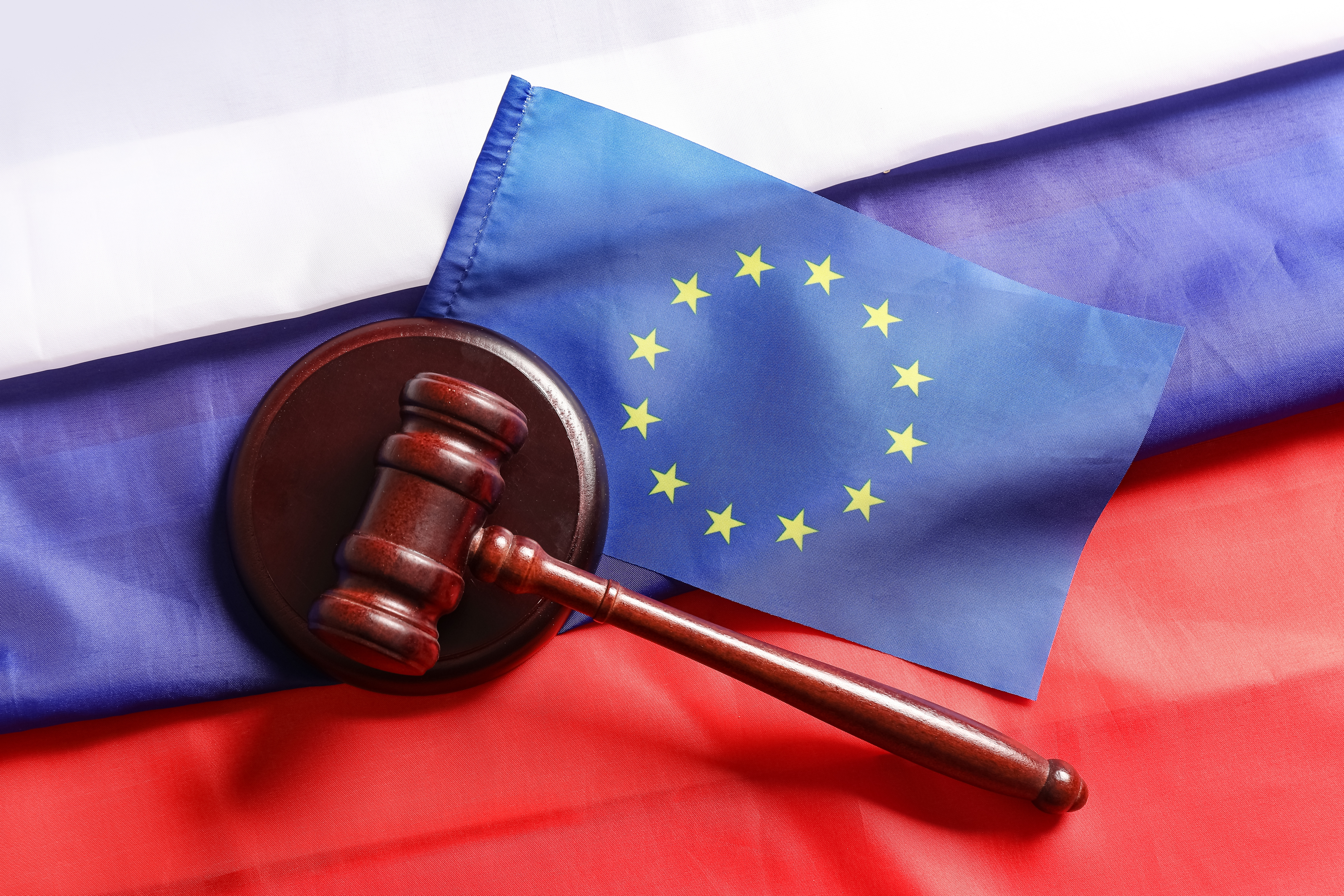 UE a aprobat al 21-lea pachet de sancțiuni împotriva Rusiei. Ce măsuri noi au fost adoptate