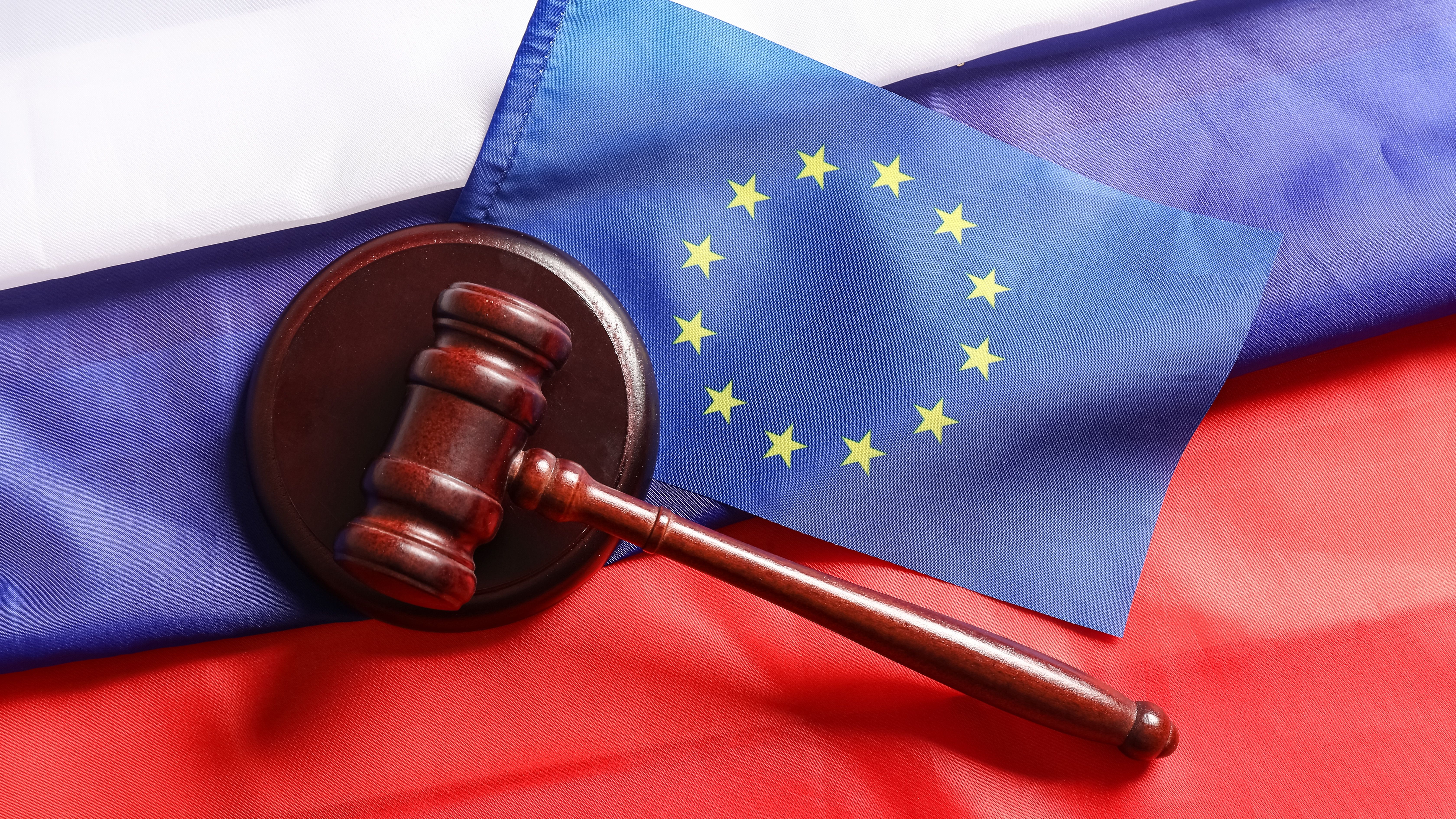 UE a aprobat al 21-lea pachet de sancțiuni împotriva Rusiei. Ce măsuri noi au fost adoptate