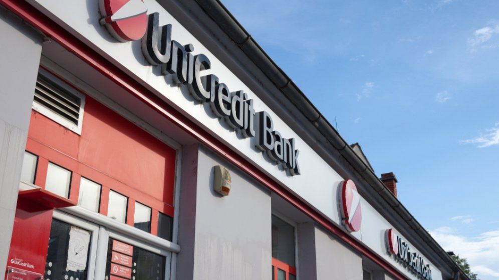 Black Friday bancar: Ce oferte are UniCredit Bank