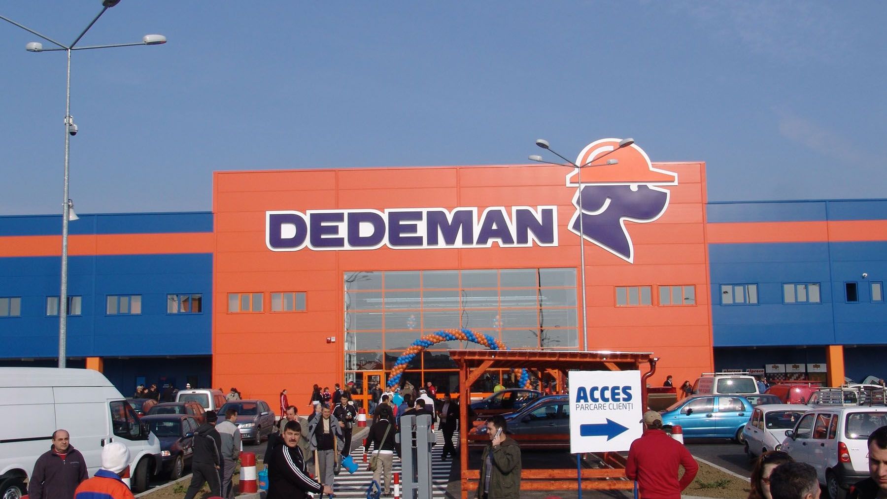 Dedeman ajunge la 44 de magazine de bricolaj, dupa deschiderea unui spatiu comercial in Oradea