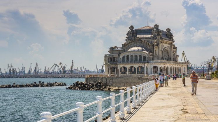 Cazinoul din Constanta va fi redeschis, la sfarsitul saptamanii, pentru o expozitie de arta contemporana