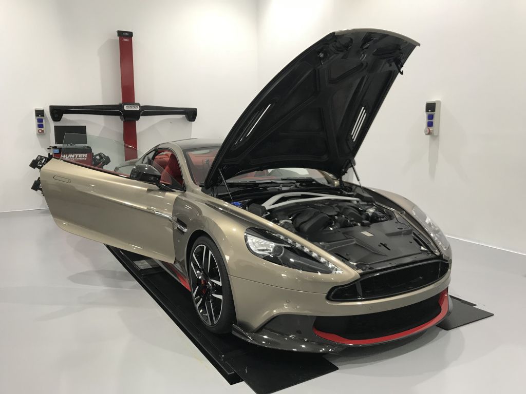 Aston Martin Bucuresti - Imagine 4