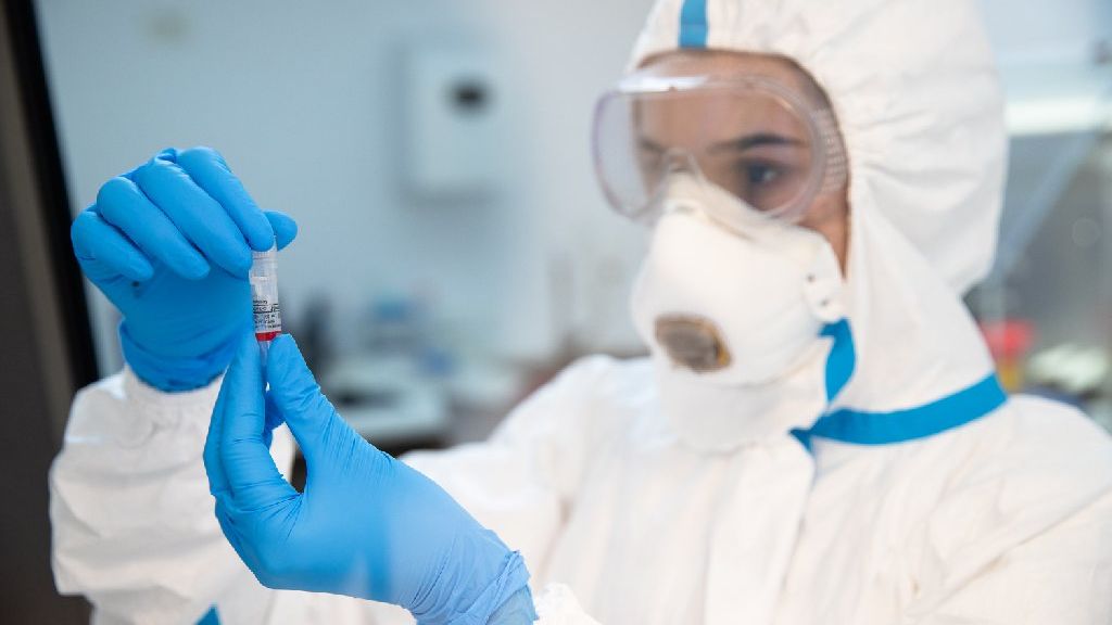 Regina Maria a ajuns la 10.000 de teste efectuate, adică 20% din totalul testelor PCR efectuate zilnic